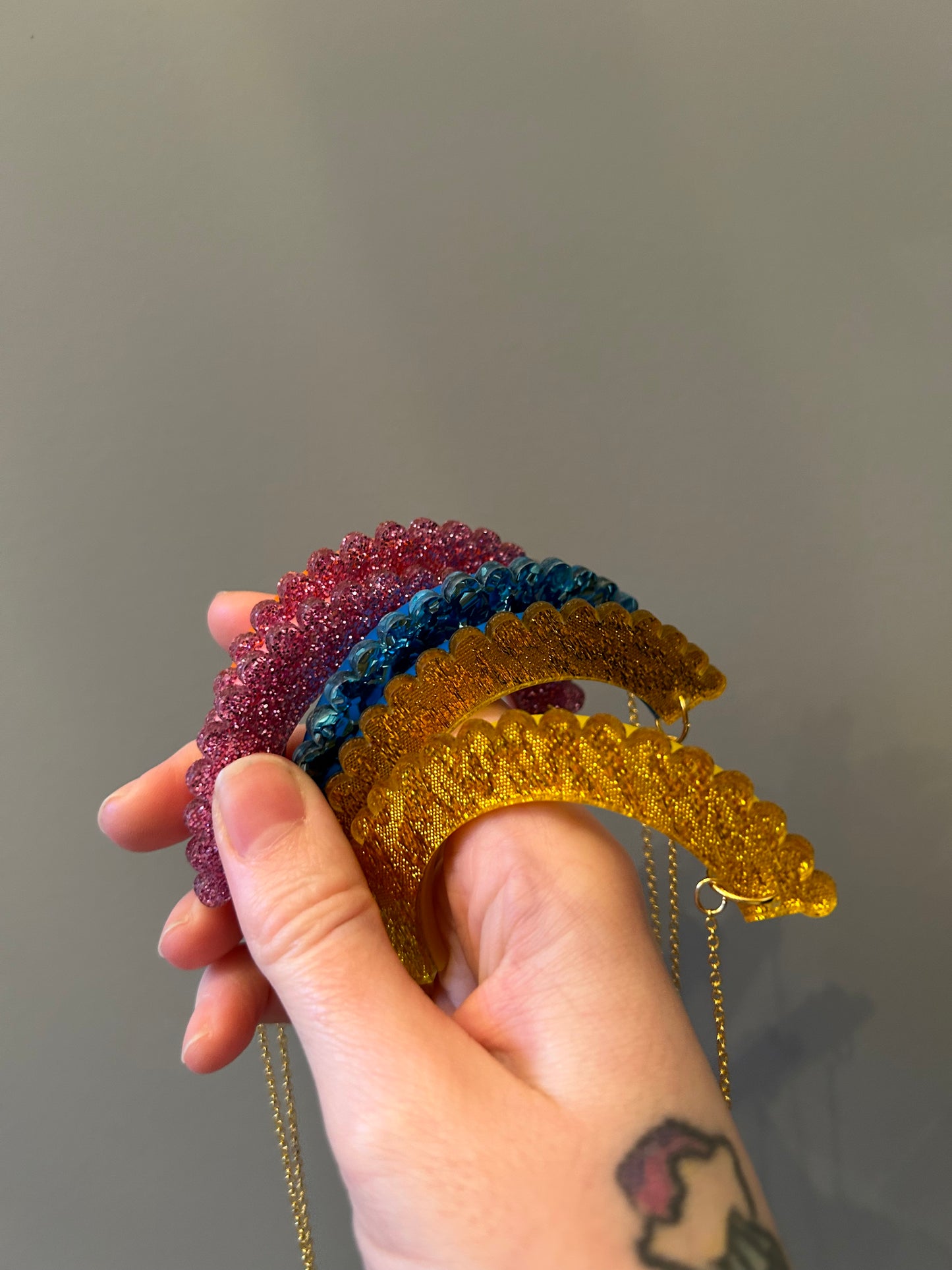 Frilly Arch Acrylic Necklaces