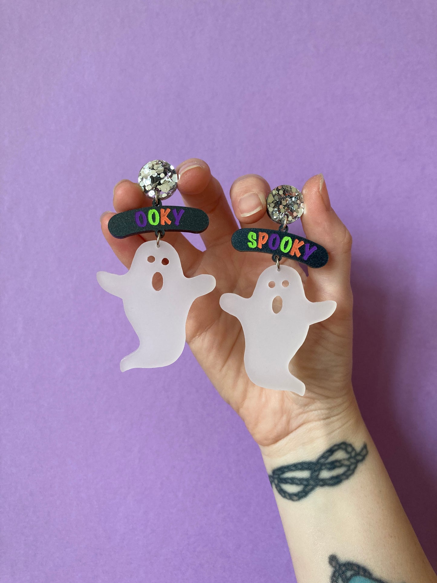 Ooky Spooky Ghosts