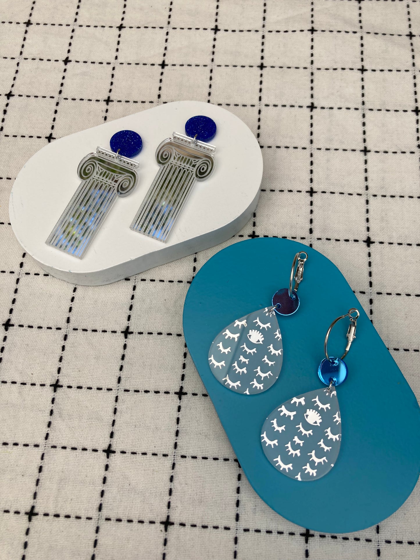 Eyelash Mirror Acrylic Drop Earrings