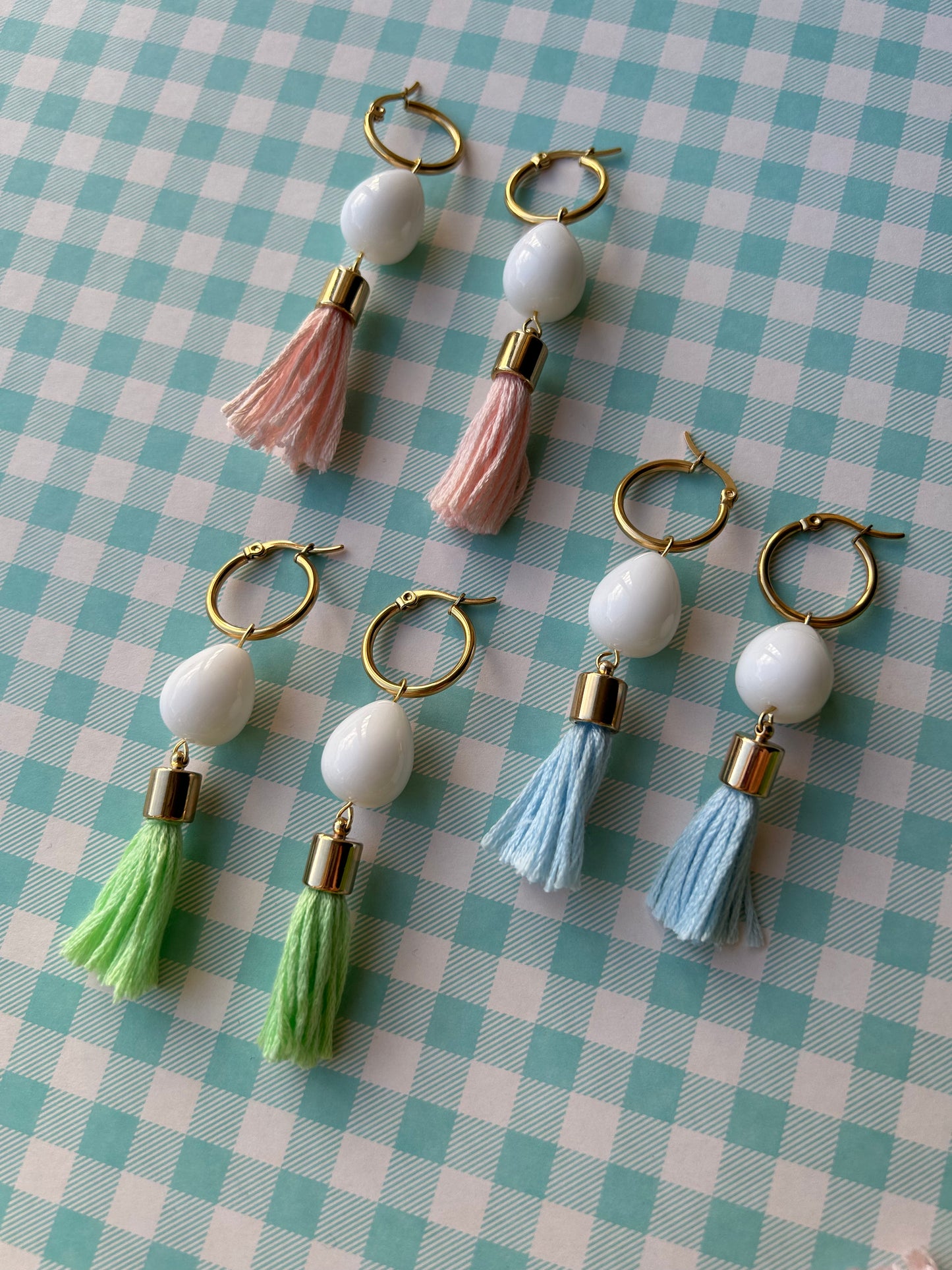 Pastel Tassel Eggs